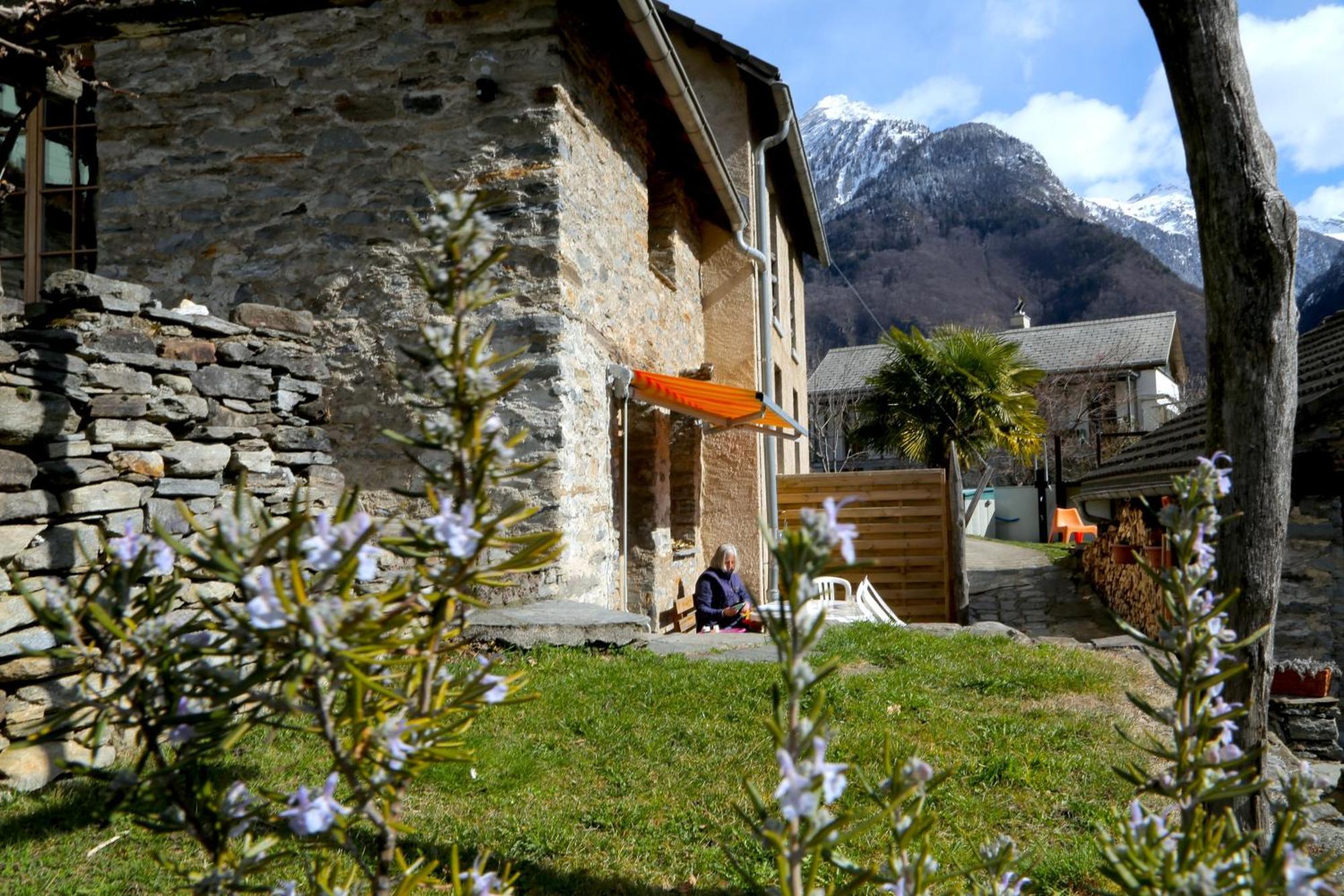 Bed and Breakfast Casa Dosc Verdabbio Exterior foto